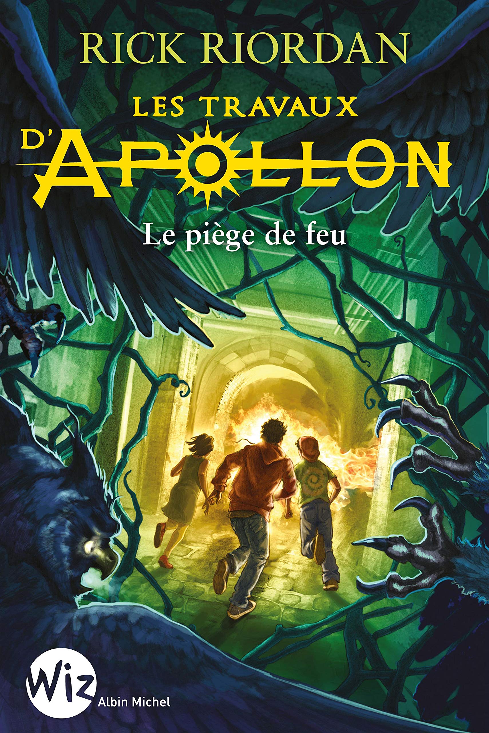 Couverture du troisième tome de la série Les travaux d'Apollon de Rick Riordan intitulé Le piège de feu